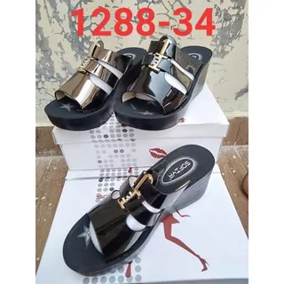 wedges sofiya