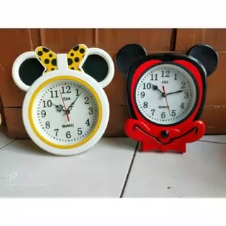 jam dinding mickey mouse dan minie mouse