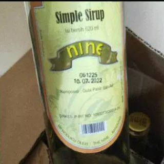 nine simple syrup 620ml/botol