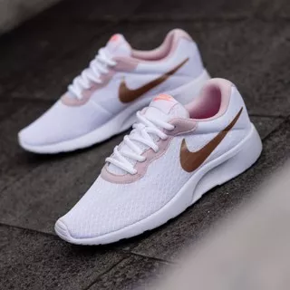 Nike Tanjun White Gold Pading Pink Original Bnwb Sneakers Wanita