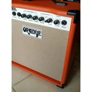 Terlaku.! Amplifier/ Ampli gitar Akustik dan Bass Fender sjk-67