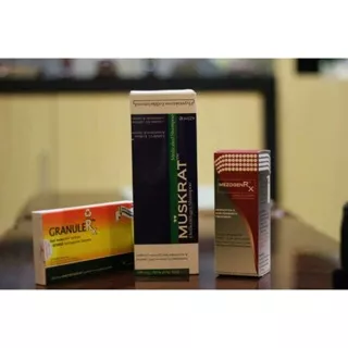 Paket tricoterapy 3 bln pria 1 botol Shampo Muskrat 3 botol Mezogen rx. 3 box Granule rx