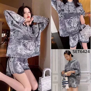 Set hoodie dan celana pendek rajut set dior set pakaian wanita hoodie dior hoodie rajut baju cewek import bangkok import korea setelan rajut setelan knit setelan dior baju olahraga