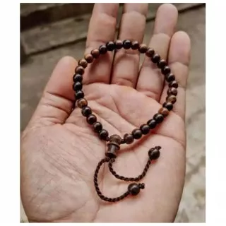 Gelang Kayu Gaharu Asli 5mm Gelang Tasbih Pria Gelang Tasbih 33 Butir Gelang Tasbih Kayu Gaharu 33