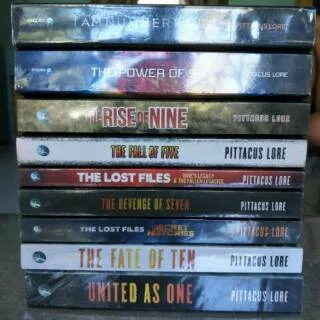 LORIEN LEGACIES: NUMBER FOUR, RISE OF NINE, SECRET HISTORIES, UNITED AS ONE - PITTACUS LORE