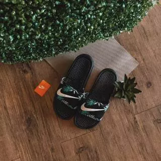 Nike Benassi Slides Swoosh Flower Plant Black White [ORIGINAL]