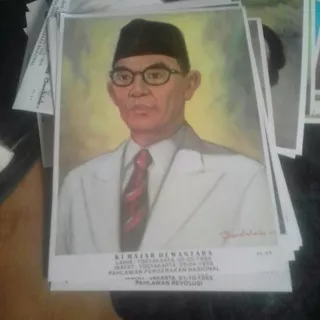 Poster Pahlawan Nasional Indonesia Ki Hajar Dewantara