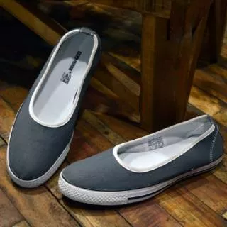 Sepatu Slip On Two Hole Anyam Tetris BS158 BS159 BS160 BS161 BS246 Pria Nike Slip On Hitam Lis Putih