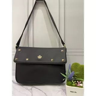 TAS BAHU TAS JINGJING TAS SELEMPANG SLEMPANG TERBARU PYRAMIIS SHOULDER WARNA HITAM TAS KEPASAR TAS EMAK TAS BATAM TAS BESAR SOPHIE MARTIN PARIS TERBARU OFFICIAL SHOP TAS SHOPIE TAS SOPIE TAS SOFIE