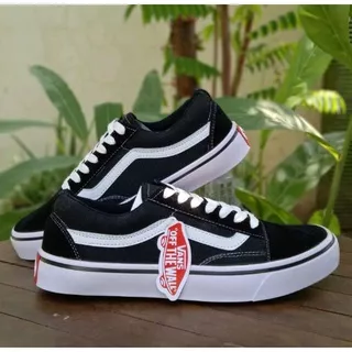 Sepatu VANS OLD SKOOL