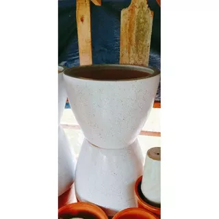 Pot gerabah / pot tanah liat / pot tanaman / pot terakota / pot teracota / pot bunga diameter 50 cm