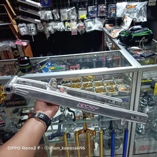 swing arm DKT ninja RR atau ninja R mounting atas