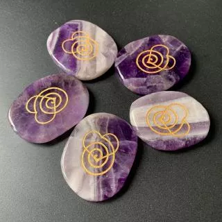 Natural Amethyst Stone Quartz Crystal Palm Stones Carved Heart Symbol Purple Crystal Reiki Healing Stone Fengshui Decor