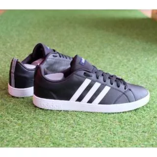 Original BNWB Sepatu Casual Adidas Neo Baseline Black White