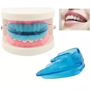 Orthodontic Retainer Teeth Trainer Alignment / Behel Gigi Trainer Alignment