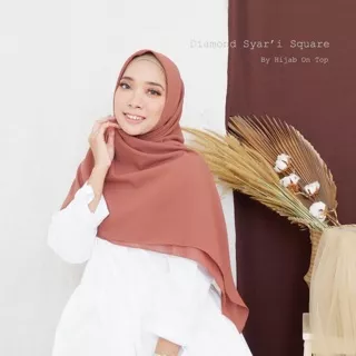 HIJAB SEGI EMPAT DIAMOND SYAR’I 130x130 CM HIJAB DIAMOND CREPE SEGI EMPAT SYAR’I