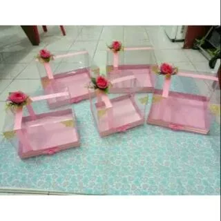 Kotak hantaran pink muda isi 5 box