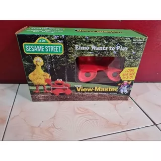 elmo wants to play view master sesame master