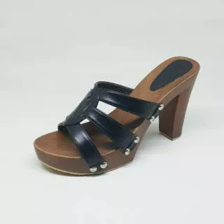 Sandal wanita/High heels/heels/arunni/sandal kayu/kelom geulis/btg 3