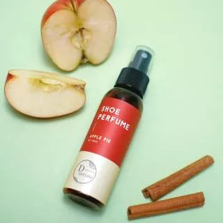 Dayliee Shoe Perfume / Shoe Deodorant / Parfum Sepatu - Apple Pie