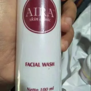 Aira skincare facial wash