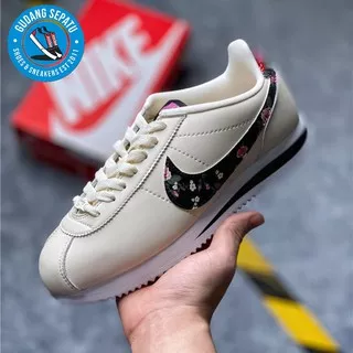 NIKE CORTEZ FLOWER CREAM ORIGINAL PK BNIB