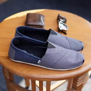 SALE Sepatu Wakai Selop Casual Santai Pria / Wakay Kanvas Slip On Murah Shoes Laki Kuliah - Abu Navy