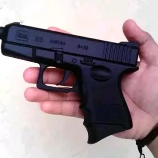 {{{{{{] Mainan airsoft spring glock 26