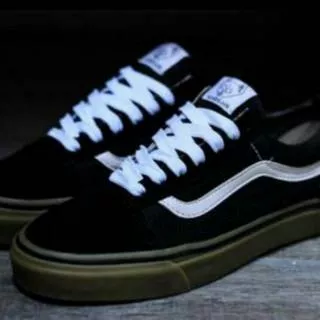 sepatu vans old skool