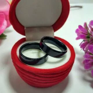 Cincin Couple Hitam Titanium Pria Wanita Black Ring