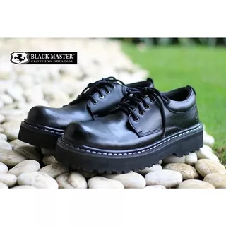 Sepatu Pria Semi Boots Kulit Asli Terbaru BLACK MASTER UG LOW ORIGINAL Sepatu Hiking Bikers Nongkrong