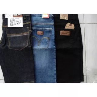 Terbaru?!>stz-667   celana jeans pendek casual pria remaja warna blue / jeans pendek slimft pria dew