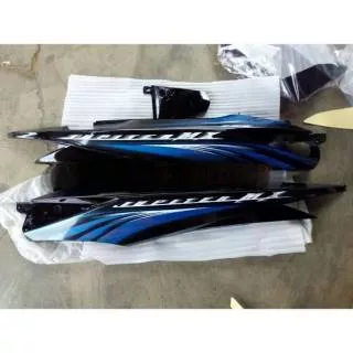 Body kanan kiri  belakang YAMAHA JUPITER MX 135 lama warna hitam