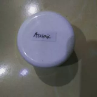 Azelaic cream