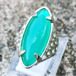 Batu Akik Green Chalchedony Rasa Bacan Kristal Model Pandan