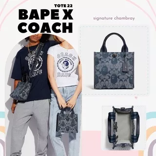 Tas Wanita bape x coach tote 22 in signature chambray