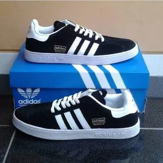 Sepatu Adidas Gazelle Import Vietnam Black White Hitam Putih Sneakers Kets Sekolah Kerja Kuliah Pria