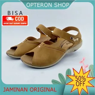 Sepatu Wedges Wanita branded Merk HOMYPED Terkenal yang Bagus dan Murah Terbaru Original Promo Ori Kekinian Kulit Sintetis Danish TN31 Harga Murah  Sandal Sendal Selop Slop Spatu Homiped Homipet Terbaru Tren 2022 LOUISA di Shope Shopee Kekinian Perempuan