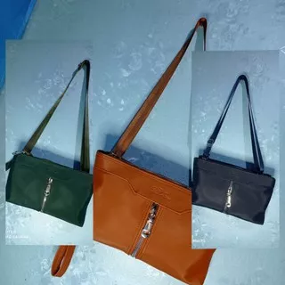 Tas selempang Lacoste elektrik