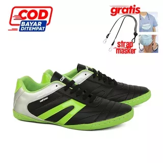 Catenzo Sepatu Futsal Pria Original Kulit Sintetis Hitam Original GRATIS STRAP MASKER NS 090