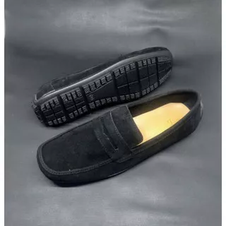 SEPATU PRIA KULIT SUEDE SLIP ON