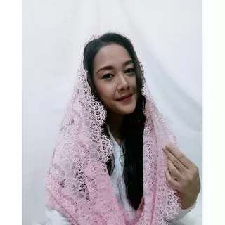 hijab brukat,hijab lace,kerudung brukat,hijab instan