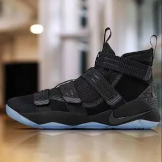 Sepatu Nike Lebron James 11 Black