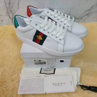 Promo sepatu Gucci sneakers ace bee