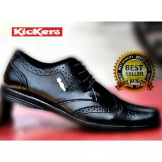 Sepatu Pantofel Pria Formal Kulit Sintetis Kickers formal kerja kantoran wingtif hitam