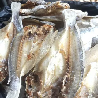 Ikan Asin  Belah PURWOKERTO 250 Gram