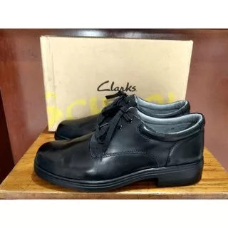 sepatu pantofel kulit pria Clarks infinity origina