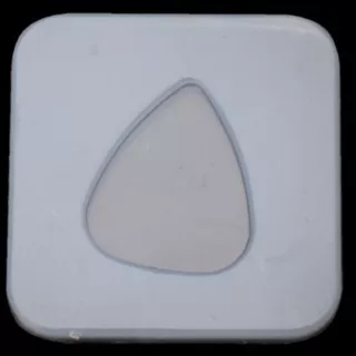 Cetakan Resin Pick Gitar Pik Guitar Silikon Silicone Silicon Tatakan Wadah Alat Tool Musik Senar String Art Seni Elastis Lentur Gitaris Guitarist Band Aksesoris Perlengkapan Warna Color Colorful Berwarna Bahan Segi Tiga Segitiga Triangle Peralatan Malang