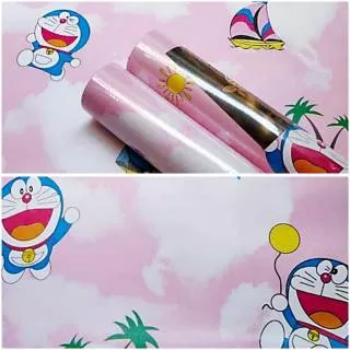 Wallpaper Dinding Sticker Dinding Karakter Doraemon Biru Langit Pink Awan Putih