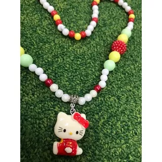 Kalung Karet Anak Charm Resin Hello Kitty Pita Red fullbody cantik